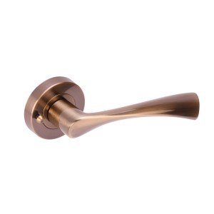 HUNTAĀ® Zena Lever on rose Antique Bronze Privacy