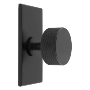 CARLISLE BRASSĀ® Knurled Radio Knob on Backplate - Black