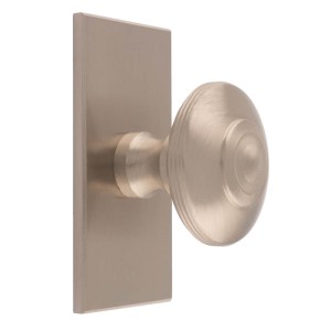 CARLISLE BRASSĀ® Anderson knob on Backplate - Satin Nickel - 42mm