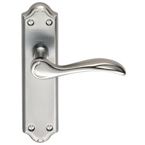 CARLISLE BRASSĀ® Madrid Lever on Latch Backplate - Satin Chrome - 180mm x 45mm