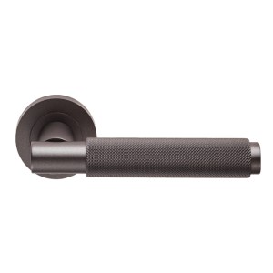CARLISLE BRASSĀ® Varese Knurled Lever on Rose - Matt Bronze