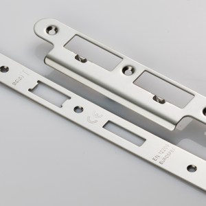 EUROSPECĀ® Forend Strike & Fixing Pack To Suit Din Euro Sash/Bathroom Lock Bright Radius Forend - Polished Stainless Steel