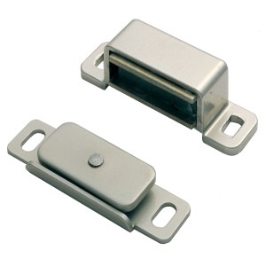 CARLISLE BRASSĀ® Superior Steel Magnetic Catch - Nickel plated - 46 x 15 x 14mm