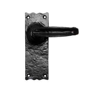 CARLISLE BRASSĀ® Traditional V Lever on Latch Backplate - Black Antique - 152mm x 55mm