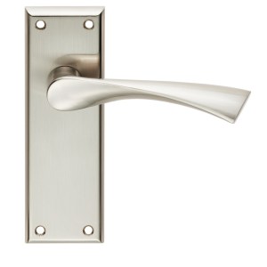SEROZZETTAĀ® Serozzetta Venti Lever on Latch Backplate - Satin Nickel
