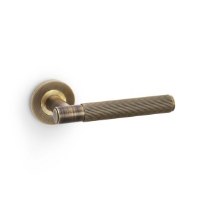 ALEXANDER & WILKSĀ® spitfire lever reeded on 50x6mm rose antique brass
