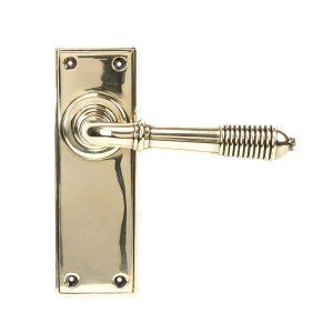 FROM THE ANVILĀ® Aged Brass Reeded Lever Latch Set