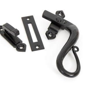 FROM THE ANVILĀ® Black Locking Shepherd's Crook Fastener - RH
