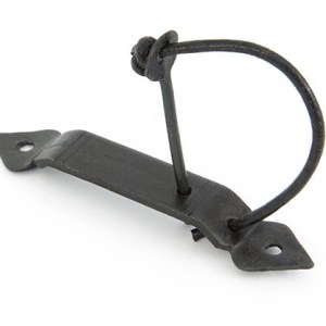 FROM THE ANVILĀ® Beeswax Locking Gothic Screw on Staple