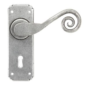 FROM THE ANVILĀ® Pewter Monkeytail Lever Lock Set