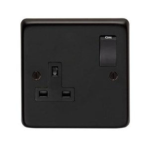 FROM THE ANVILĀ® MB Single 13 Amp Switched Socket