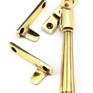 FROM THE ANVILĀ® Aged Brass Night-Vent Locking Hinton Fastener