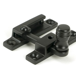 FROM THE ANVILĀ® Aged Bronze Prestbury Quadrant Fastener - Narrow