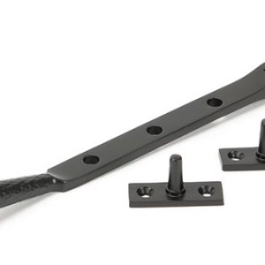 FROM THE ANVILĀ® Aged Bronze 8" Hammered Newbury Stay