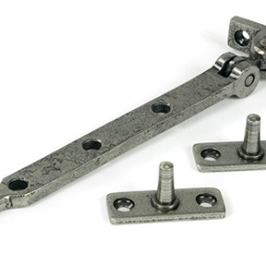 FROM THE ANVILĀ® Pewter 8" Newbury Stay