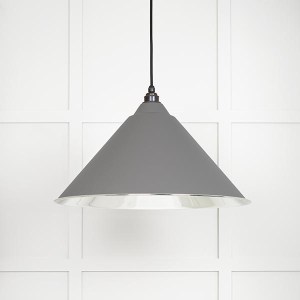 FROM THE ANVILĀ® Smooth Nickel Hockley Pendant in Bluff