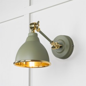 FROM THE ANVILĀ® Smooth Brass Brindley Wall Light in Tump
