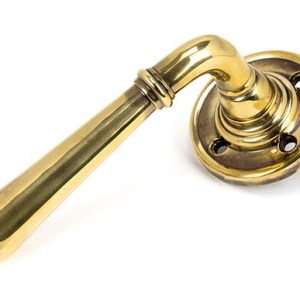 FROM THE ANVILĀ® Aged Brass Newbury Lever on Rose Set - Unsprung