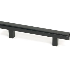 FROM THE ANVILĀ® Matt Black Scully Pull Handle - Small