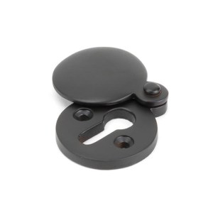 FROM THE ANVILĀ® Aged Bronze 30mm Round Escutcheon