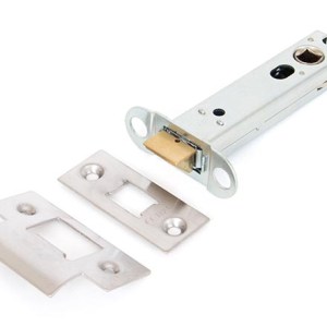 FROM THE ANVILĀ® SSS 4" Heavy Duty Latch
