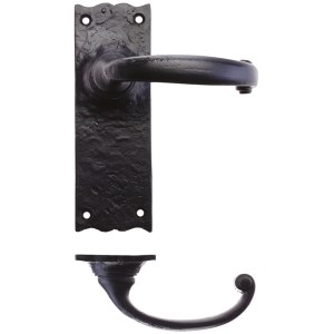FOXCOTE FOUNDRIES Traditional Lever on Latch Backplate - 6" Black