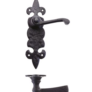 FOXCOTE FOUNDRIES Lever on Fleur de Lys Latch Backplate Black