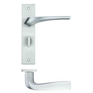 ROSSO MANIGLIE Aries Lever Bathroom (57mm c/c) On Backplate - 190x42mm - Satin Chrome