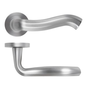 ROSSO MANIGLIE Rococo Lever On Round Rose 50mm x 8mm - Satin Chrome